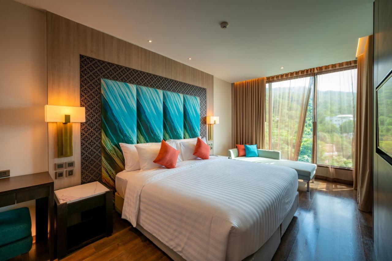 Skyview Resort Phuket Patong Beach Exteriér fotografie Deluxe Room